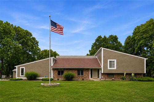 9511 Glenwyck Ct, Washingtn Twp, OH, 45458-9642 | Card Image