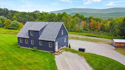 522 Glastenview Drive, House other with 3 bedrooms, 2 bathrooms and null parking in Shaftsbury VT | Image 1