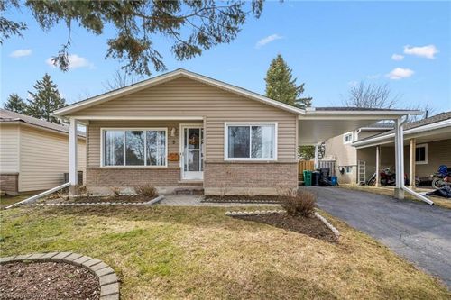 5 Aspen Cres, Elmira, ON, N3B1J5 | Card Image