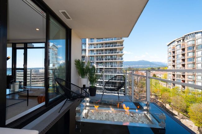 806 - 155 W 1 St Street, Condo with 2 bedrooms, 2 bathrooms and 1 parking in North Vancouver BC | Image 5