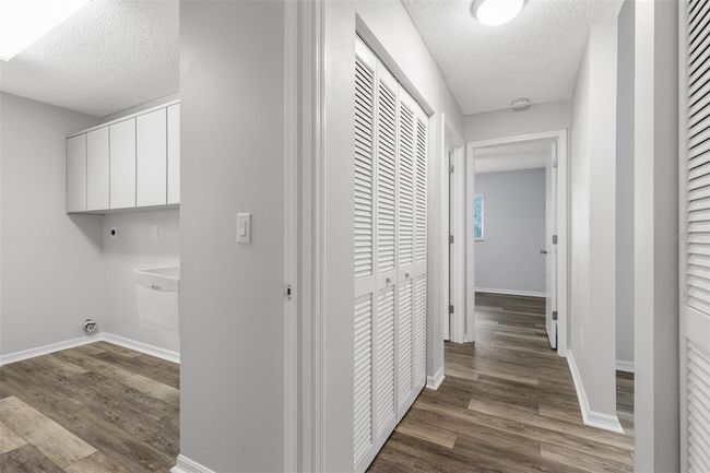 Laundry Room / Hallway | Image 24