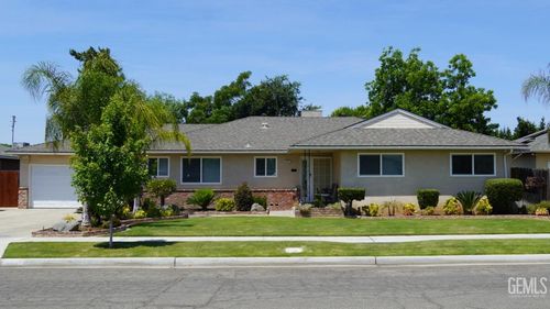 6281 N 9th St, Fresno, CA, 93710-5708 | Card Image