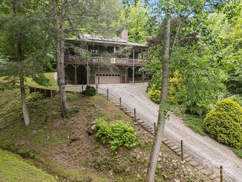 305 Pound Mill Branch Rd, Green Mountain, NC, 28740-0045 | Card Image