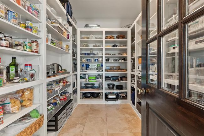 2112 Washington Ave, House other with 3 bedrooms, 4 bathrooms and 7 parking in Alvin TX | Image 9