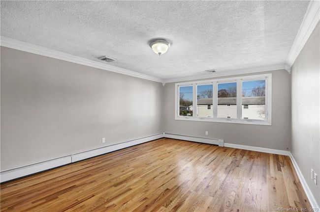 51 Janet Dr, Home with 3 bedrooms, 1 bathrooms and null parking in New Britain CT | Image 5