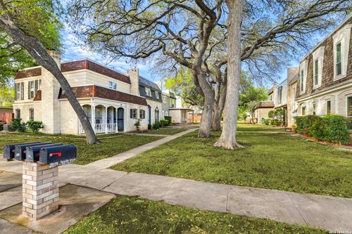 59-626 Strings Dr, San Antonio, TX, 78216-2611 | Card Image