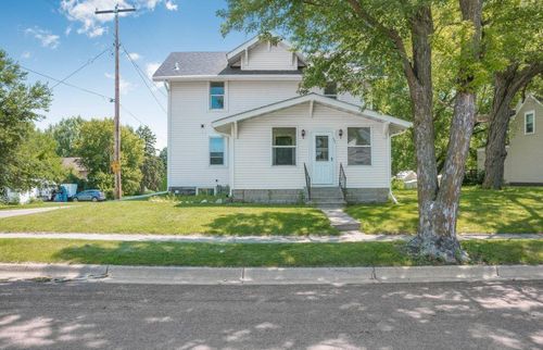 857 Bradley Ave, Gibbon, MN, 55335-3126 | Card Image