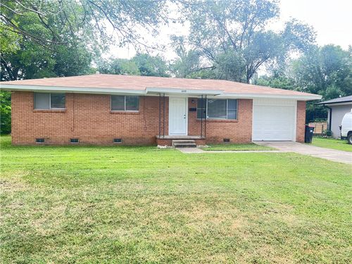 609 Cedar St, Springdale, AR, 72764-3503 | Card Image
