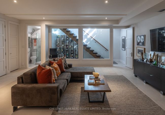 403 Palmerston Blvd, House other with 7 bedrooms, 7 bathrooms and 4 parking in Toronto ON | Image 33