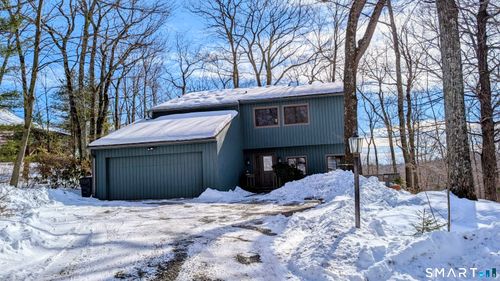 3 Contemporary Dr, Danbury, CT, 06811-2968 | Card Image