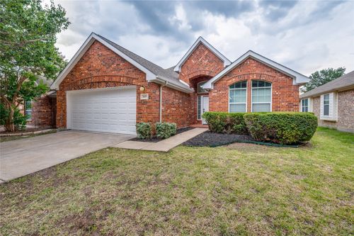 2649 Redcedar Dr, Little Elm, TX, 75068-6605 | Card Image
