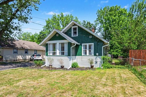 204 Nelson Ave, Kalamazoo, MI, 49006-8324 | Card Image