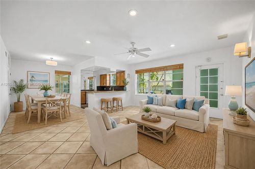 1f-1751 Washington Ave, Miami Beach, FL, 33139-7542 | Card Image