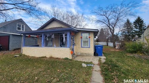 1232 106th Street, North Battleford, SK, S9A1X2 | Card Image