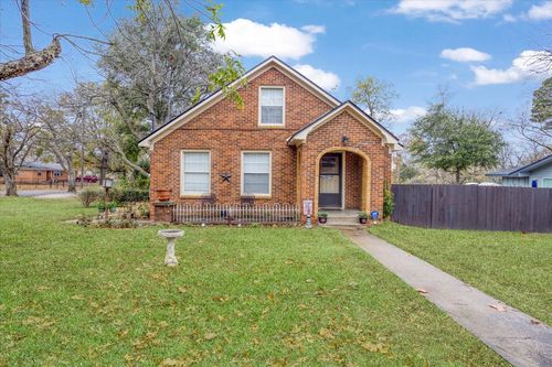 2151 Juanita Dr, Denison, TX, 75020-1770 | Card Image