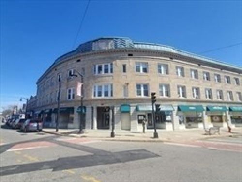 apt-11-738 Washington St, Norwood, MA, 02062-3565 | Card Image
