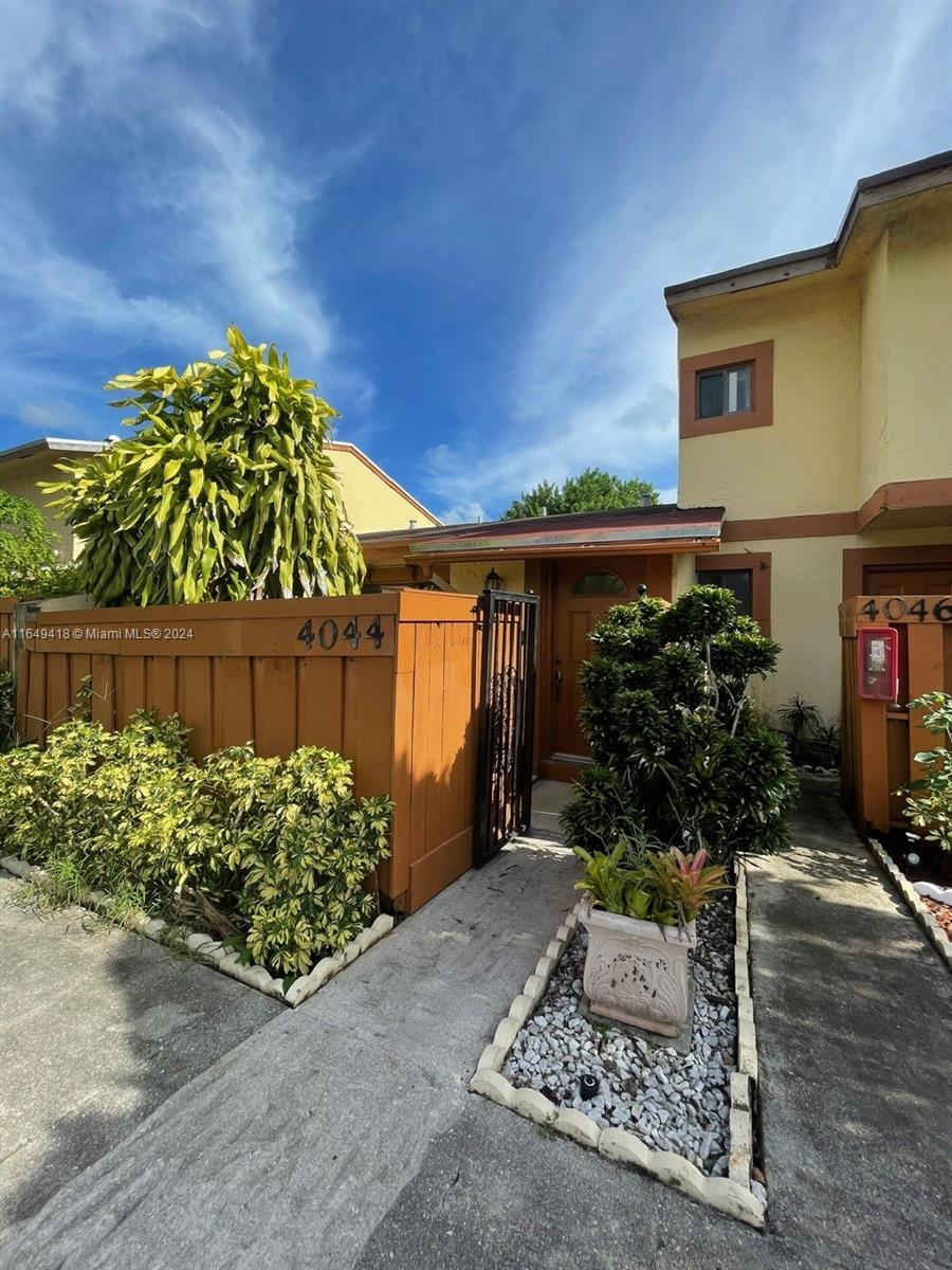 Sierra Ter, Sunrise, FL 33351
