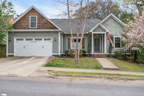 605 Bennett St, Greenville, SC, 29609-5720 | Card Image