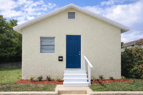 615 N Sapodilla Ave, West Palm Beach, FL, 33401-3811 | Card Image