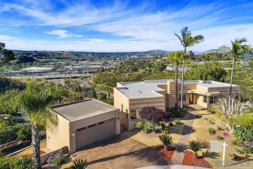 4388 Middlesex Dr, San Diego, CA, 92116-2040 | Card Image