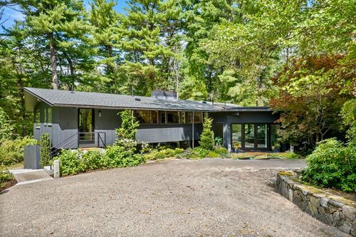 103 Farm St, Dover, MA, 02030-2308 | Card Image