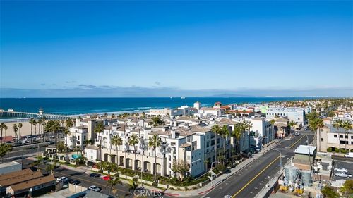 302-200 Pacific Coast Hwy, Huntington Beach, CA, 92648-5162 | Card Image
