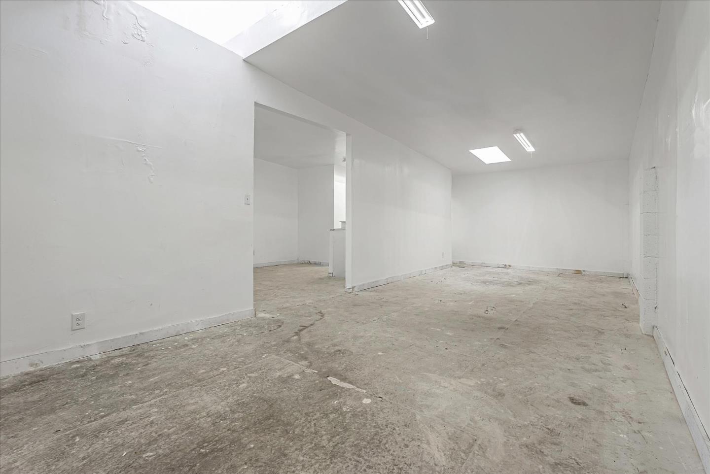 Commercial Lease in Emeryville 5