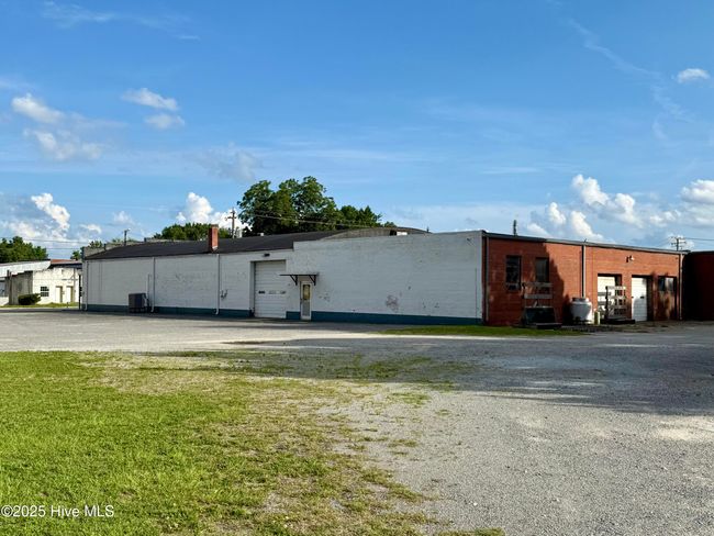 403 Washington St, Home with 0 bedrooms, 0 bathrooms and null parking in Williamston NC | Image 11