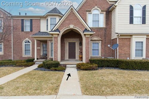 1560 W Lakeview Ln, Canton, MI, 48187-6624 | Card Image