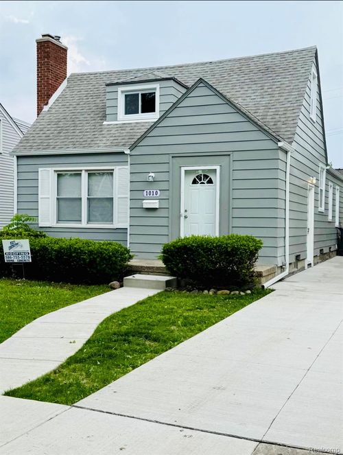 1010 Larkmoor Blvd, Berkley, MI, 48072-1987 | Card Image