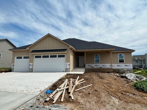 2344 Ne Colonnade Ave, Blue Springs, MO, 64029-7705 | Card Image