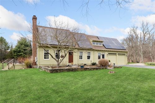 33 Butterfly Trail, Dartmouth, MA, 02747 | Card Image