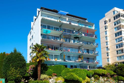 303-1845 Bellevue Ave, West Vancouver, BC, V7V1B2 | Card Image