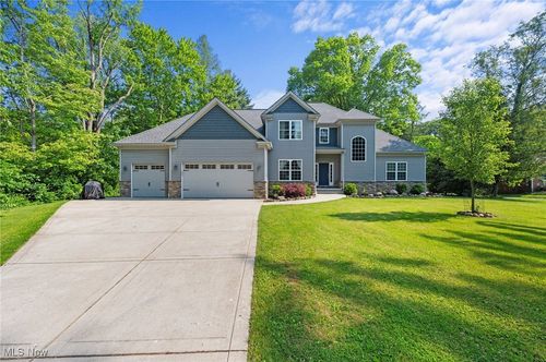 11055 Chippewa Rd, Brecksville, OH, 44141-2152 | Card Image