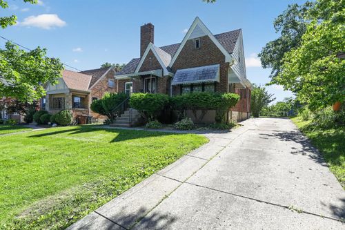 5228 Relluk Dr, Cincinnati, OH, 45238-3731 | Card Image