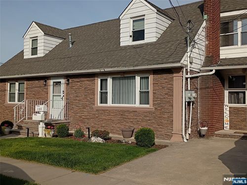 186 Madison St, Wood Ridge, NJ, 07075-1713 | Card Image