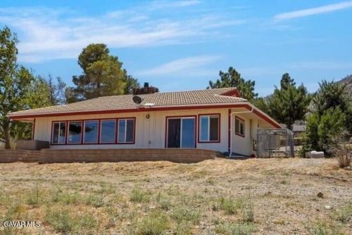 27811 Jubilee Run Rd, Pearblossom, CA, 93553-3438 | Card Image