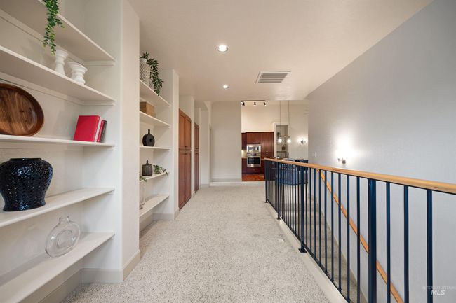 1148 E Winding Creek Dr, Condo with 3 bedrooms, 2 bathrooms and 2 parking in Eagle ID | Image 9