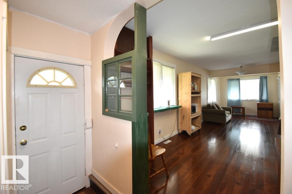 Residential in Redwater 2
