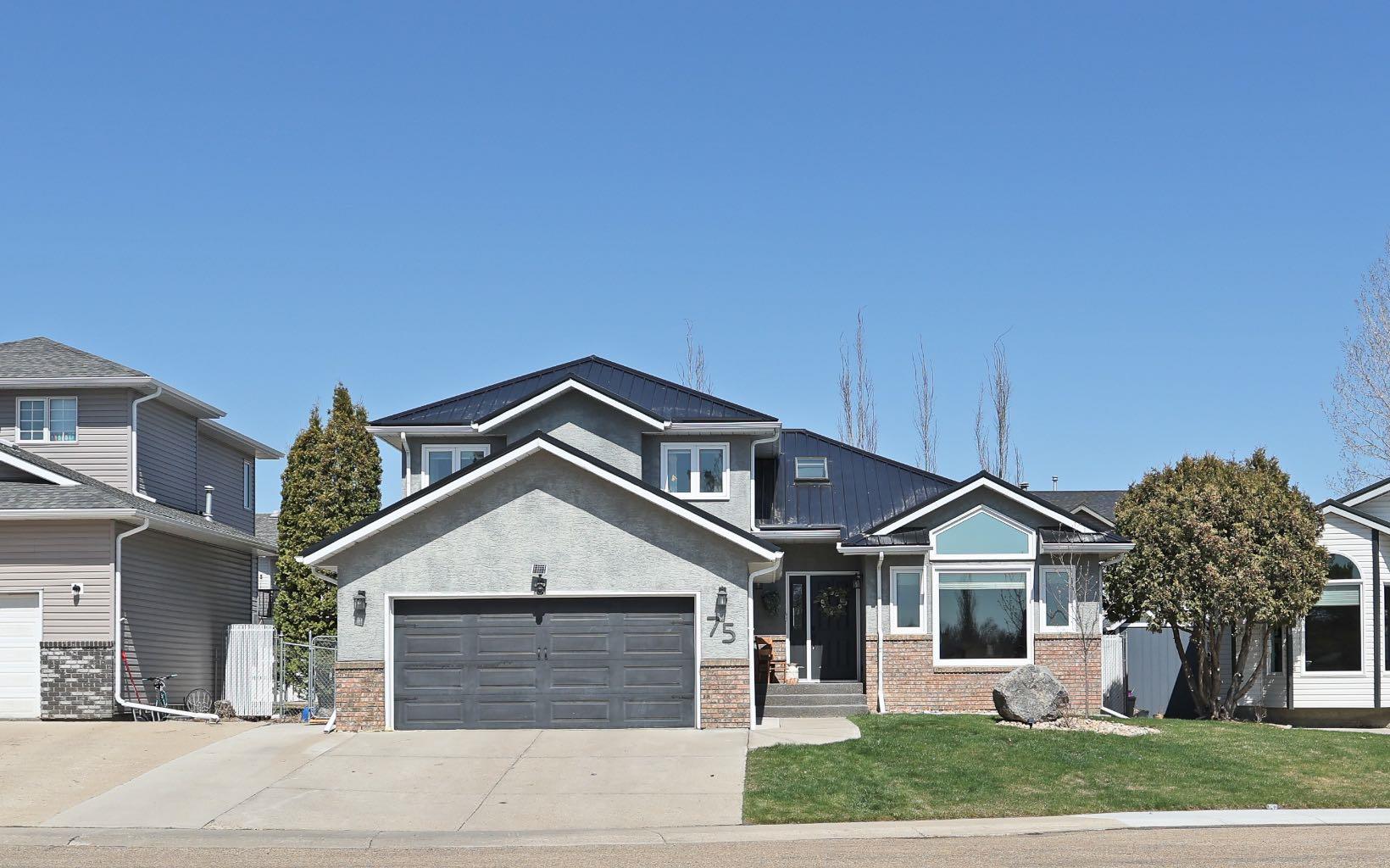 Residential in Brooks 3