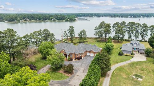 220 Olde Pond Lane, Yorktown, VA, 23693 | Card Image