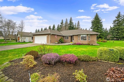 6849 Raspberry Dr, Everson, WA, 98247-9664 | Card Image