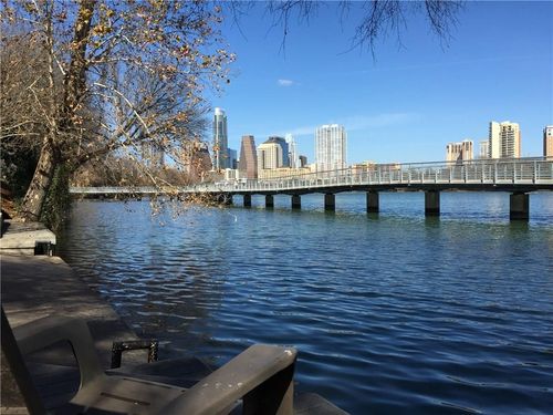 apt-213-500 E Riverside Dr, Austin, TX, 78704-1342 | Card Image