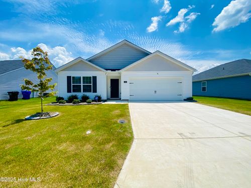 1426 N Wilshire Ct, Kinston, NC, 28504-3526 | Card Image