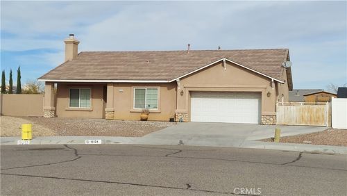 16124 Holly Ridge Ct, Victorville, CA, 92395-9529 | Card Image