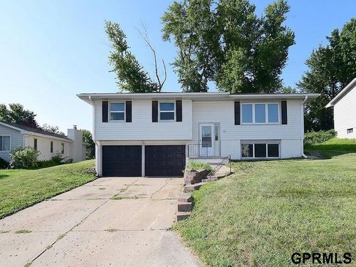 14935 L Street, Omaha, NE, 68137 | Card Image
