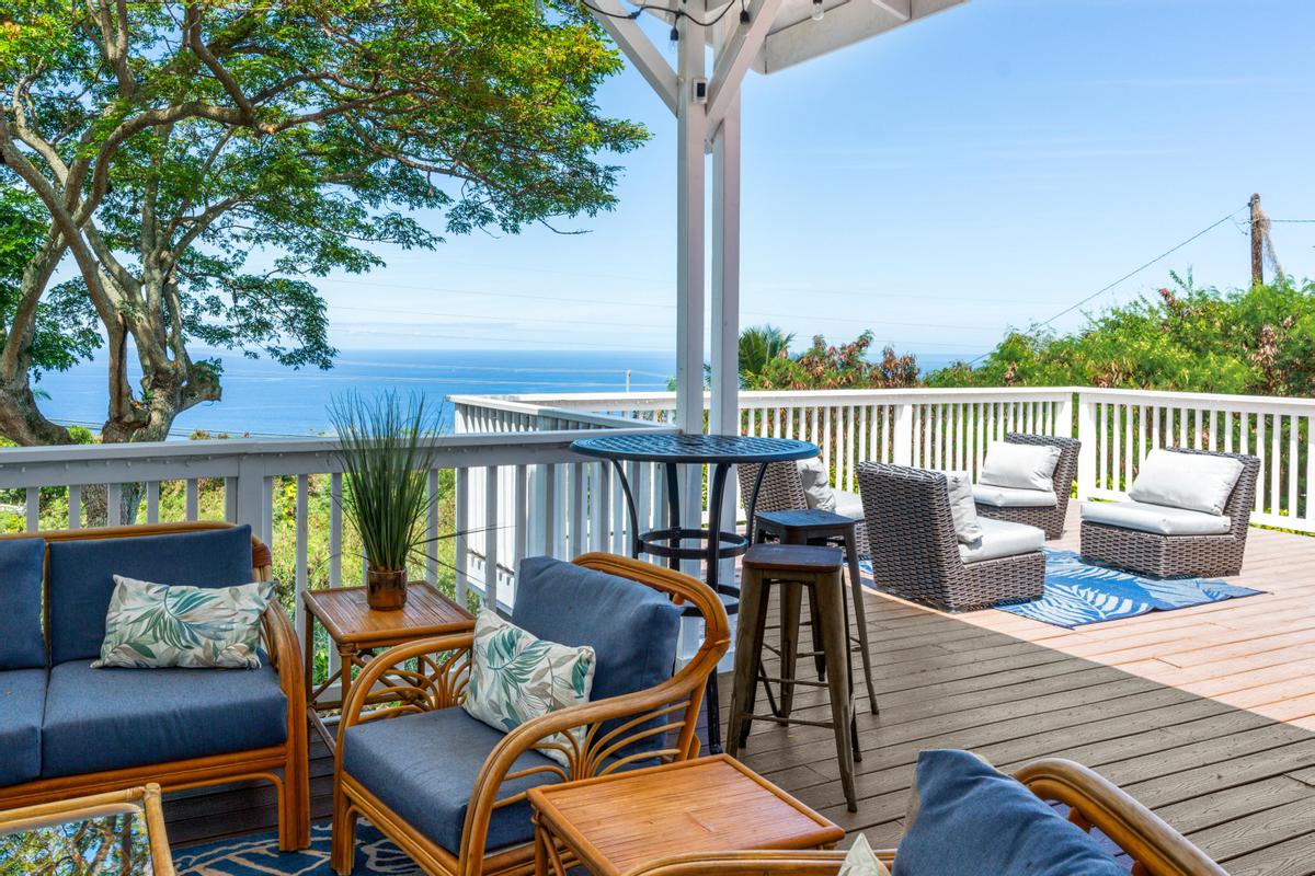 Walua Rd, Kailua Kona, HI 96740