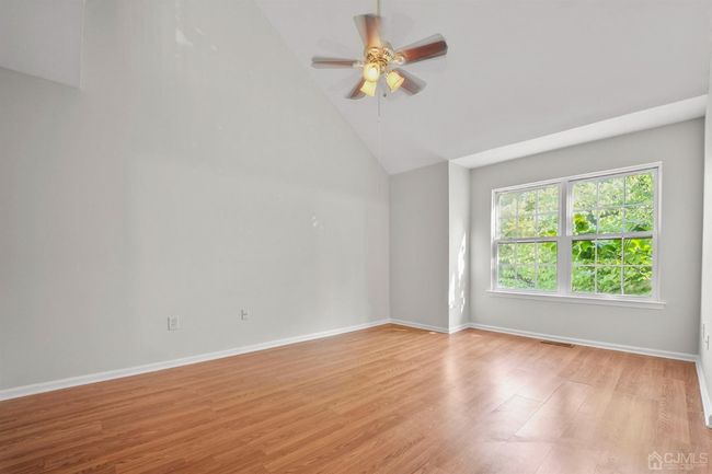 14 Carrie Ct, Townhouse with 3 bedrooms, 3 bathrooms and null parking in Kendall Park NJ | Image 14
