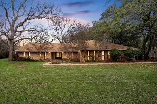 472 Coxs Oak Valley Road, Waco, TX, 76705 | Card Image