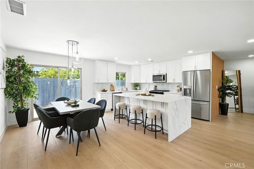 12602 Roberto Way, Poway, CA, 92064-2630 | Card Image